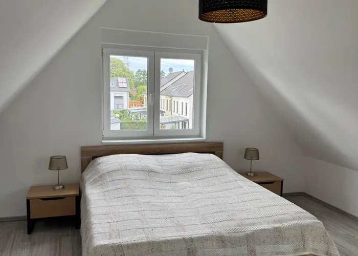 Moderne In Toller Lage